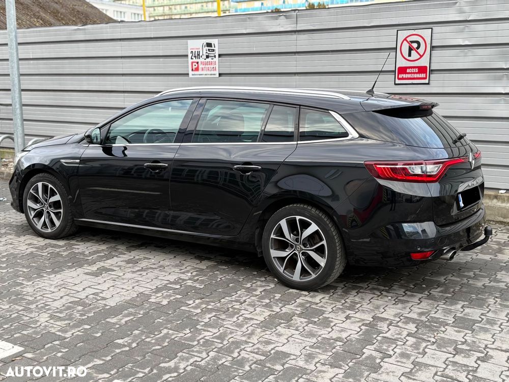 Renault Megane ENERGY TCe 130 EDC BOSE EDITION - 16