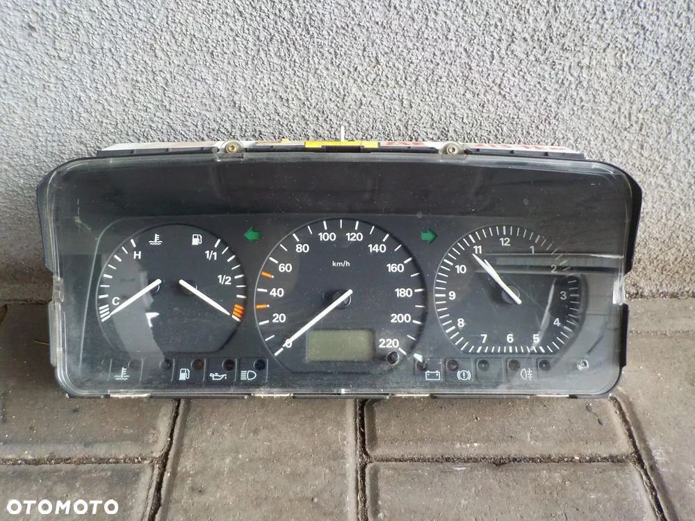 VW T4 2.5 BENZYNA LICZNIK PRĘDKOŚCIOMIERZ 7D0919850K - 1