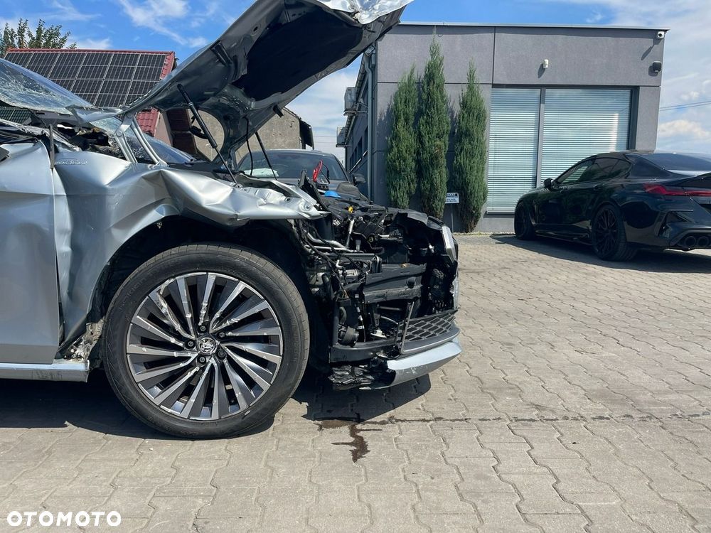 Skoda Superb 2.0 TDI SCR 4x4 L&K DSG - 5