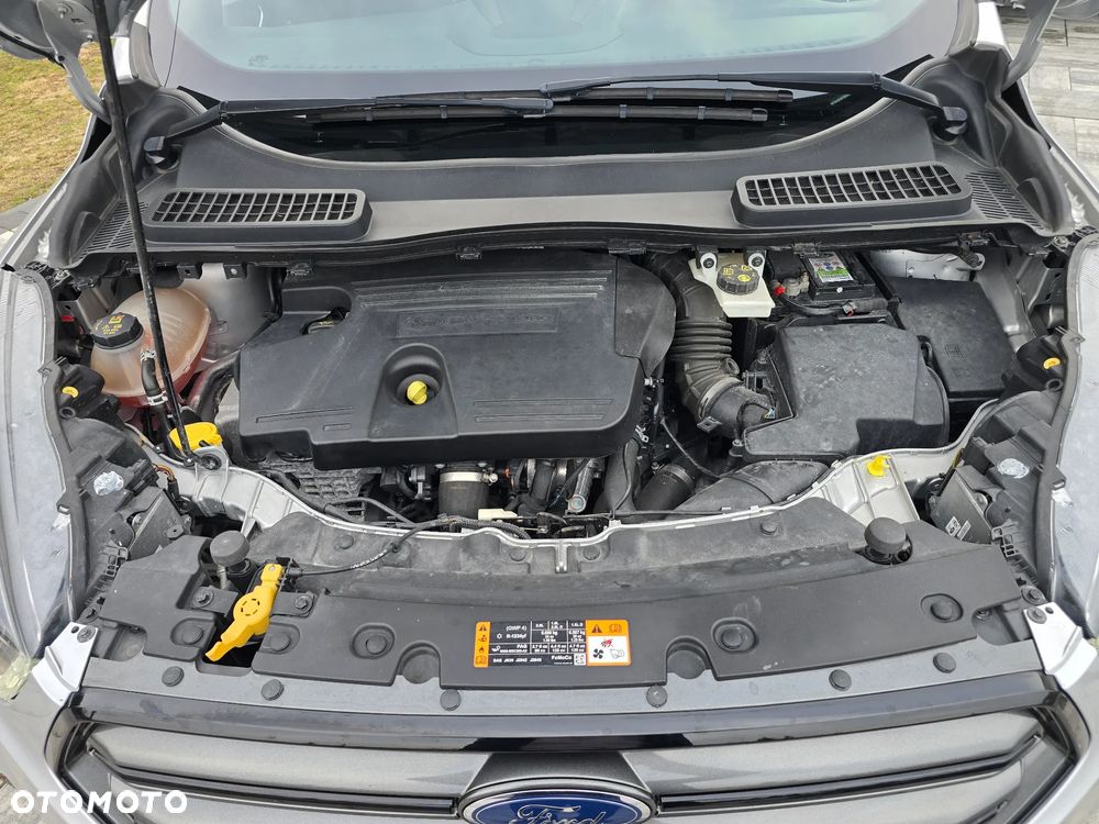 Ford Kuga 2.0 TDCi 4x4 ST-Line - 40