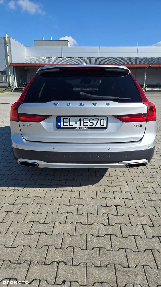 Volvo V90 Cross Country T5 AWD Pro - 5