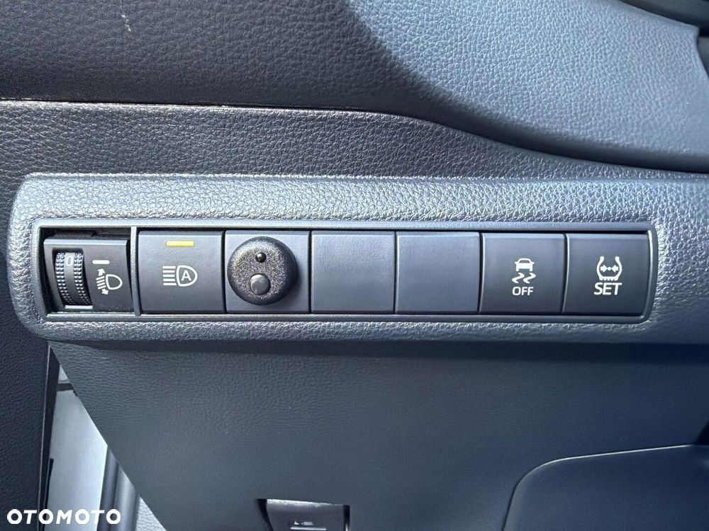 Toyota Corolla 1.8 Hybrid Comfort - 23