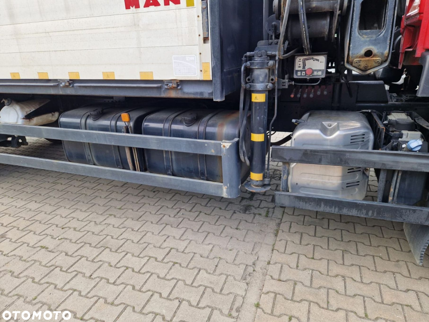 MAN Żuraw HIAB 144 D-4 CL rok produkcji 2008. - 19