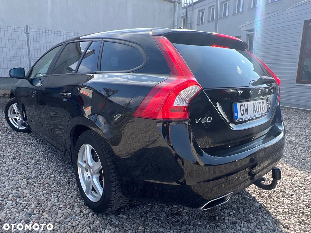 Volvo V60 D4 Momentum - 7
