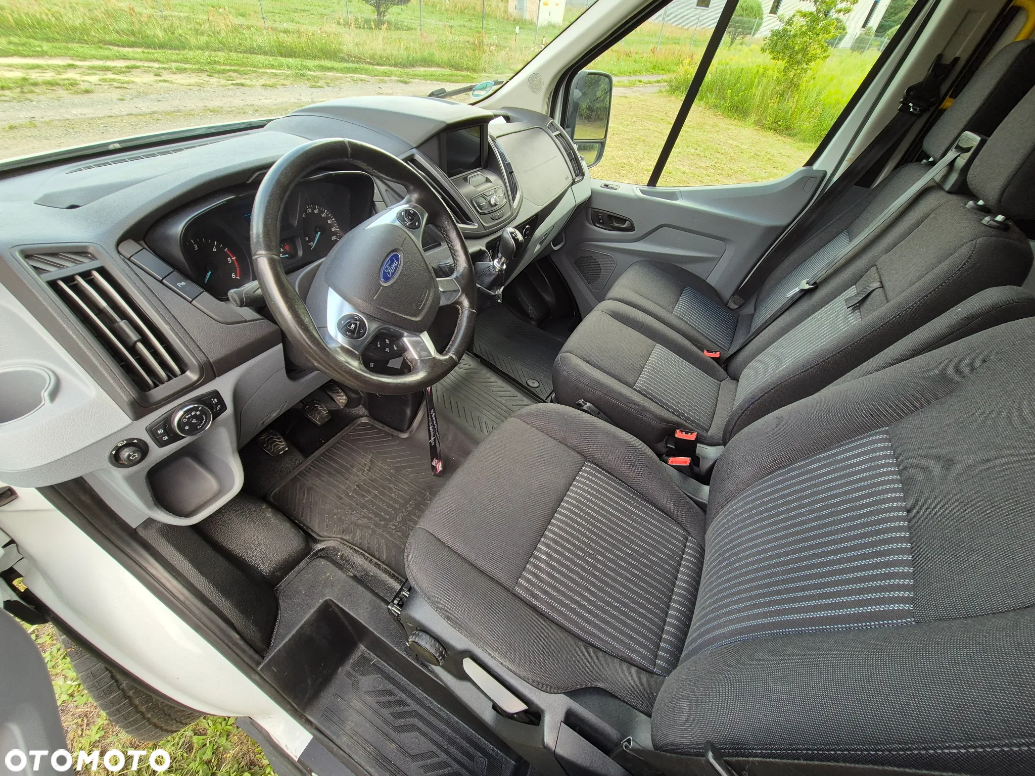 Ford Transit - 27
