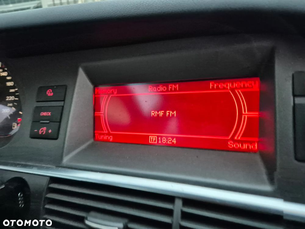 Audi A6 Limousine 2.0 TDI - 17
