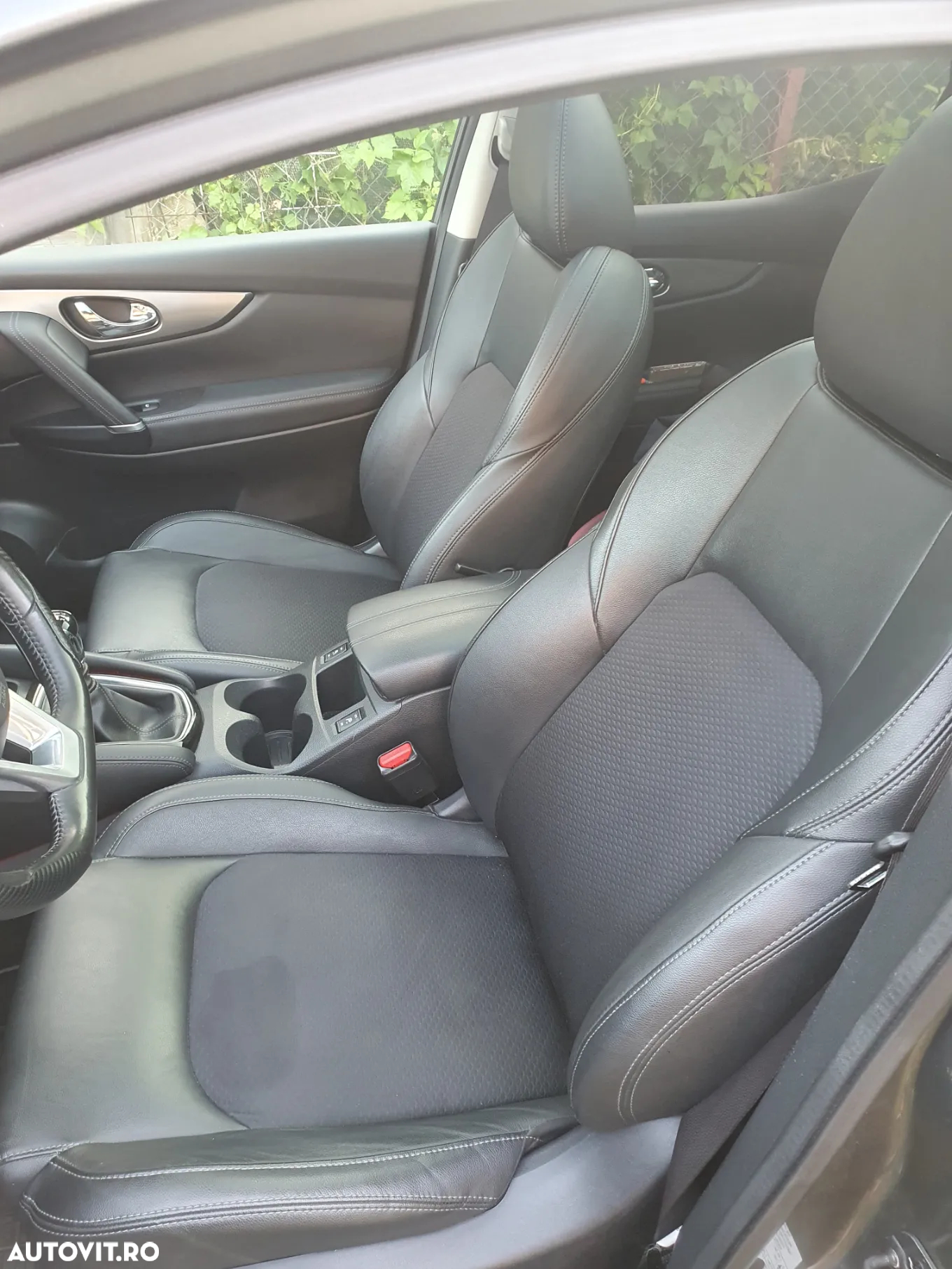 Nissan Qashqai 1.6 DCI Start/Stop N-Connecta - 16