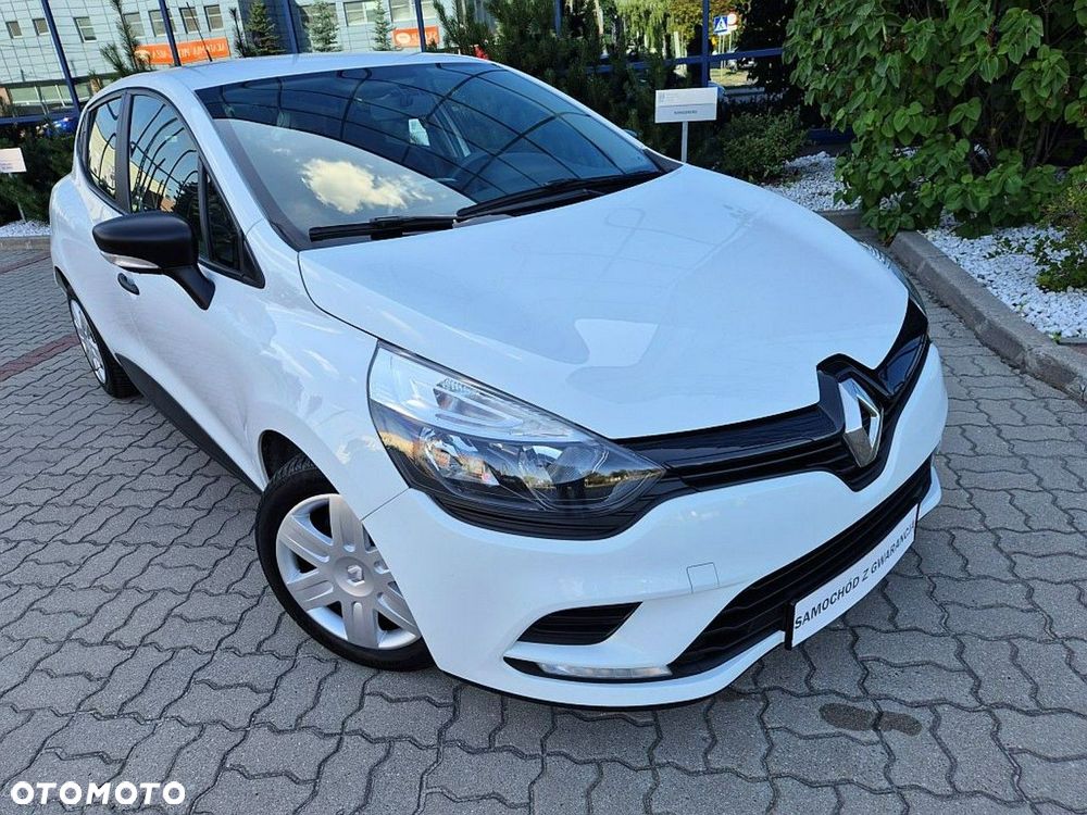 Renault Clio - 21