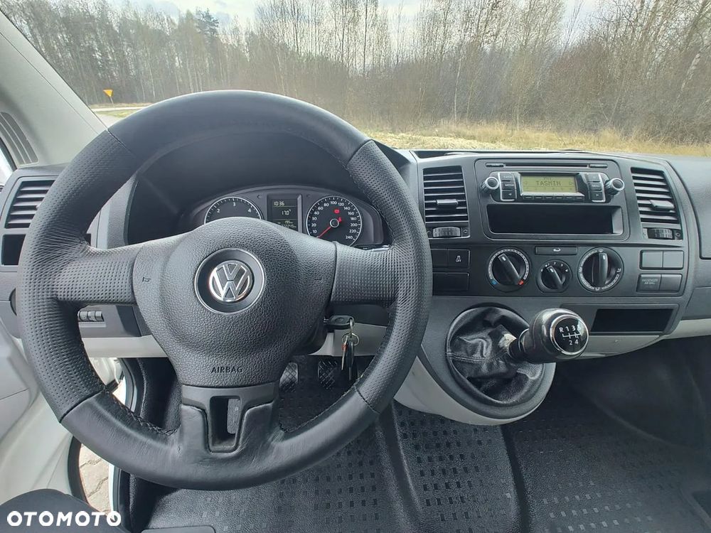 Volkswagen Transporter - 26