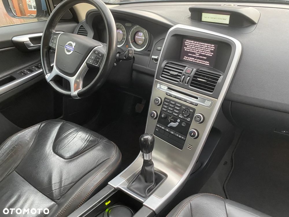 Volvo XC 60 D3 Momentum - 13