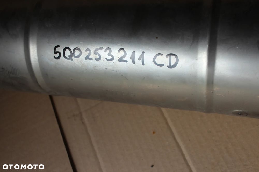 TŁUMIK ŚRODKOWY AKROPOVIC VW GOLF VII R 5G0253211CB 2017 - 4