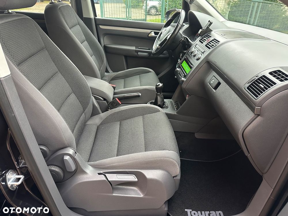 Volkswagen Touran 1.6 TDI DPF BlueMot Comfortline - 11