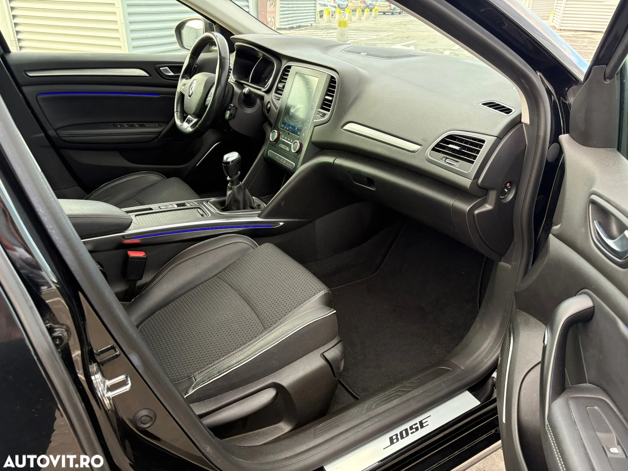 Renault Megane TCE 140 GPF Intens - 7
