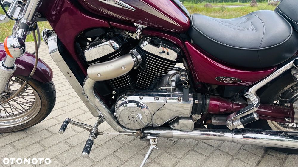 Suzuki Intruder - 6