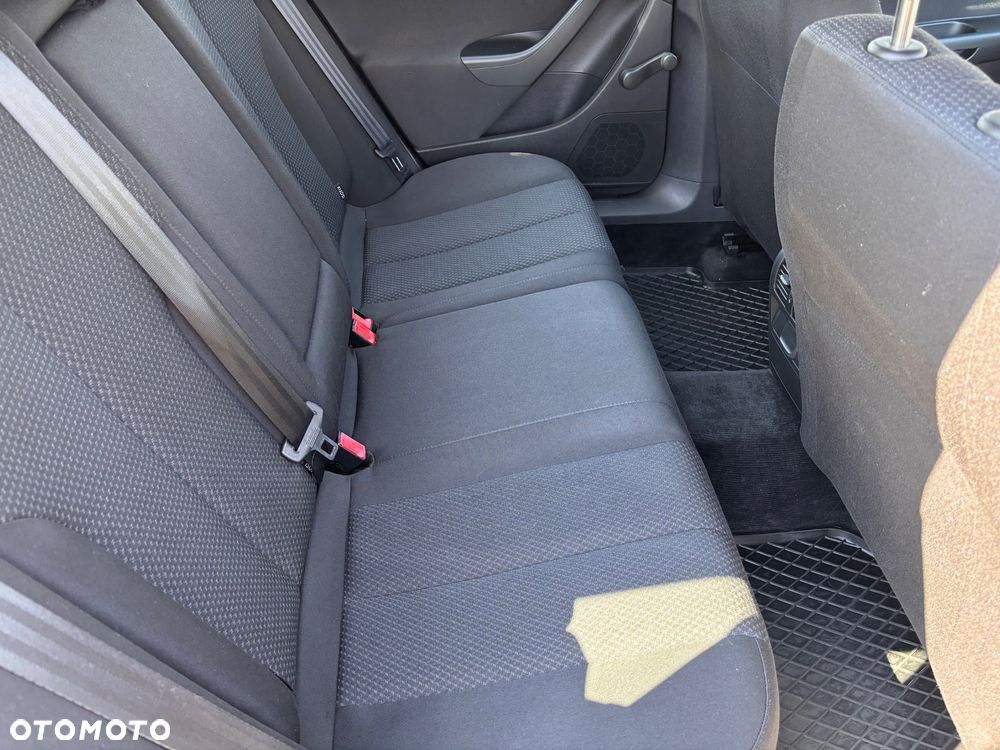Volkswagen Passat 2.0 TDI Comfortline DSG - 13
