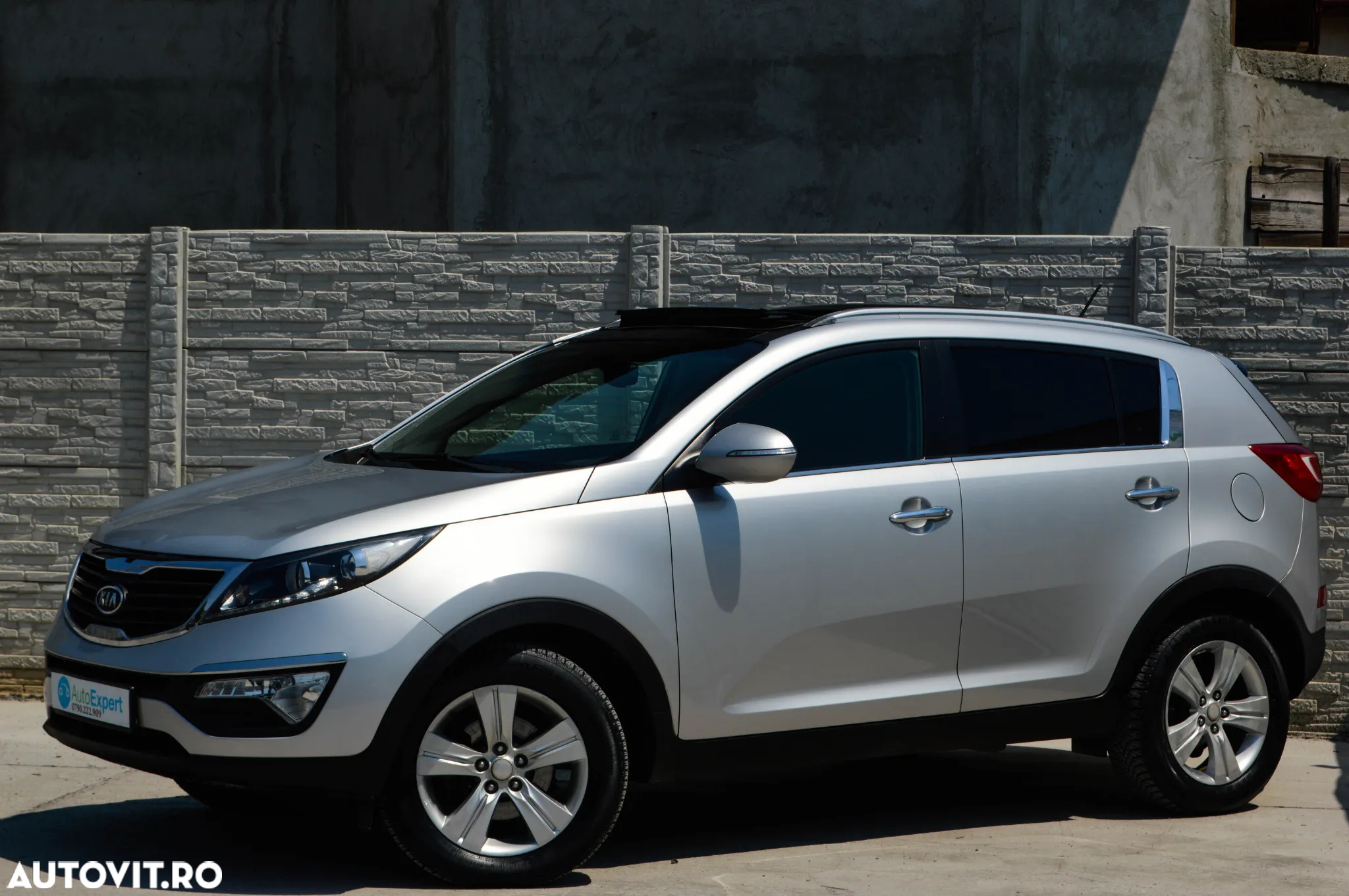 Kia Sportage 1.7 CRDI 2WD Attract - 9