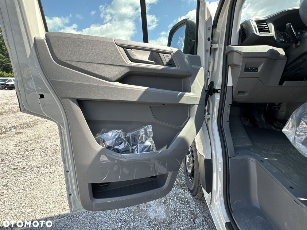Volkswagen Crafter 35 furgon wysoki dach, 2,0 TDI 177KM, przedni, 6-bieg manualna 3640 mm, Euro 6 - 11
