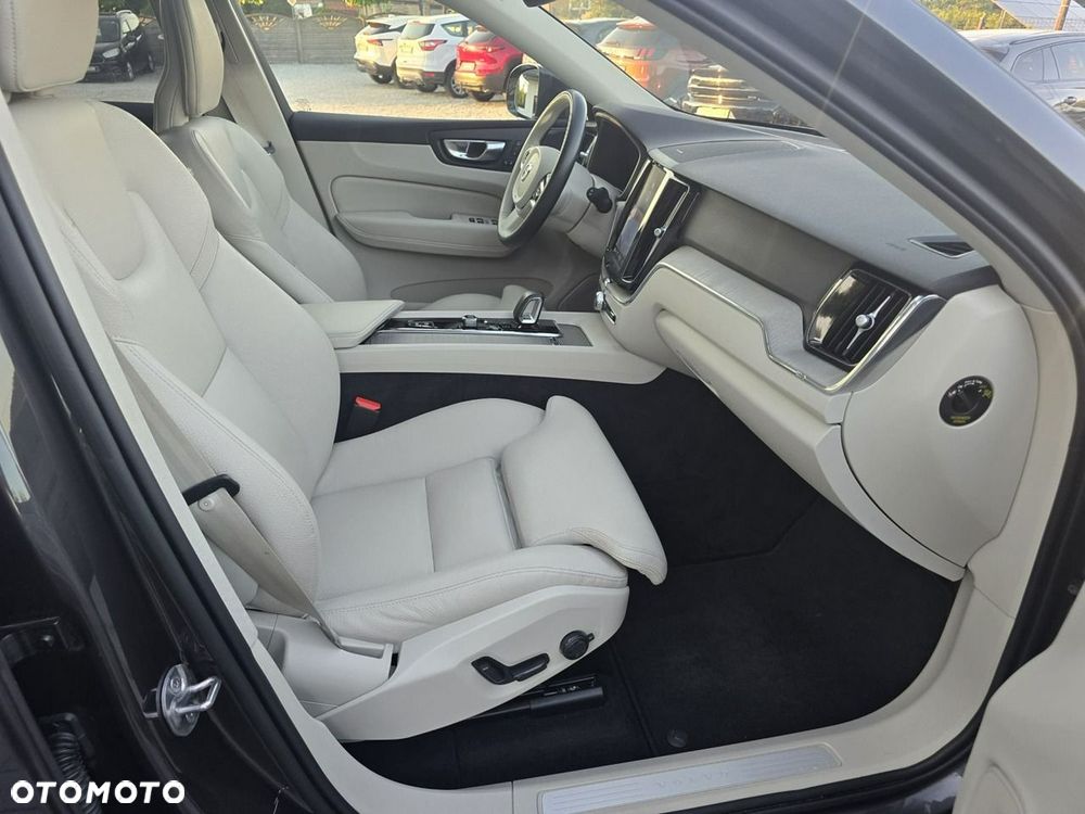 Volvo XC 60 - 13