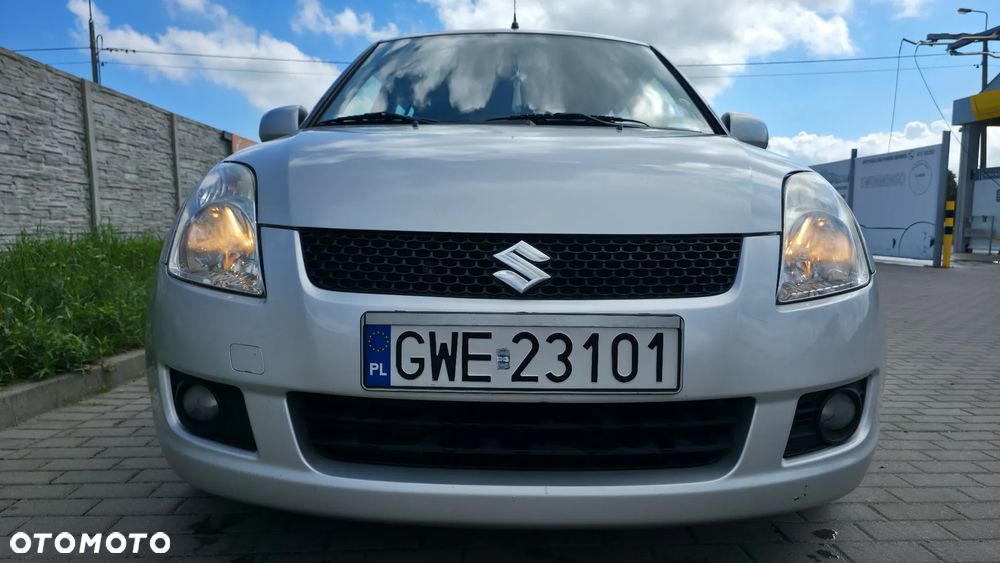 Suzuki Swift - 3