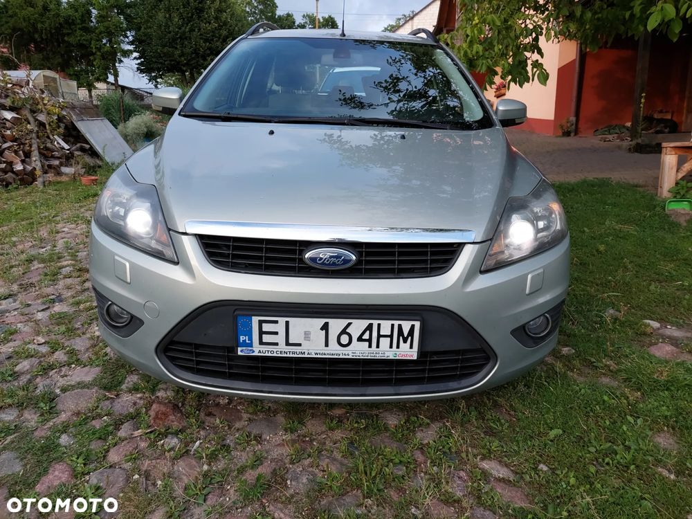 Ford Focus 1.6 Ti-VCT Trend + - 10