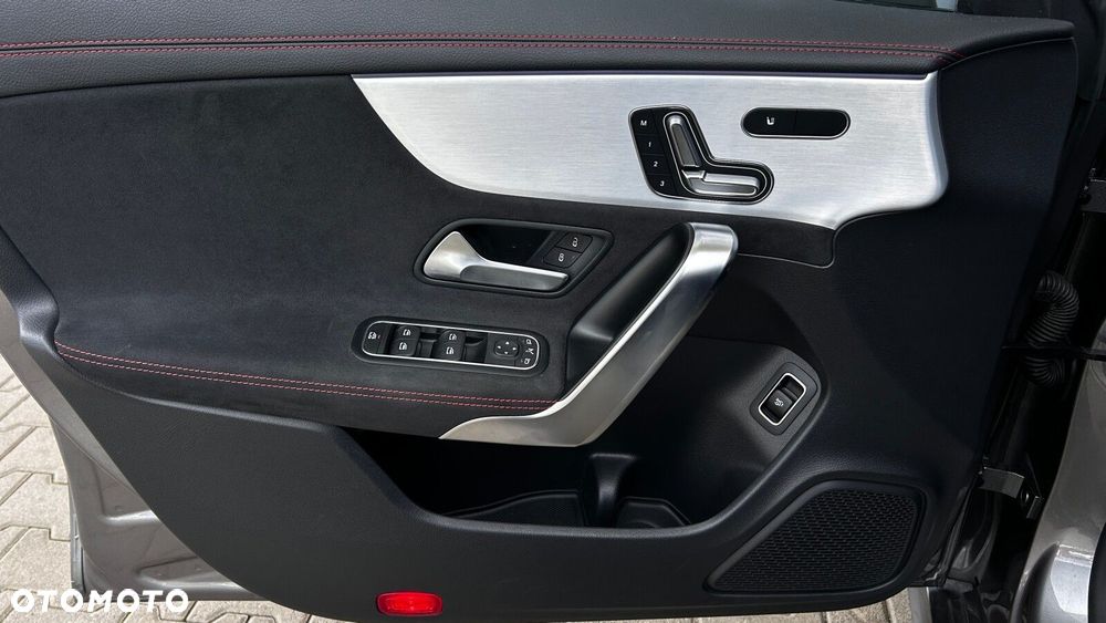 Mercedes-Benz CLA 200 mHEV AMG Line 7G-DCT - 10
