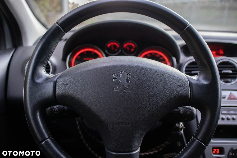 Peugeot 308 155 THP Platinum - 27