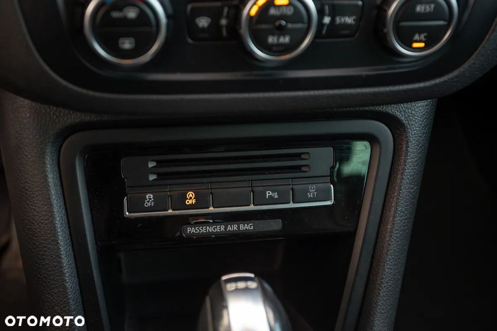 Volkswagen Sharan 2.0 TDI DSG BlueMotion Technology Match - 30