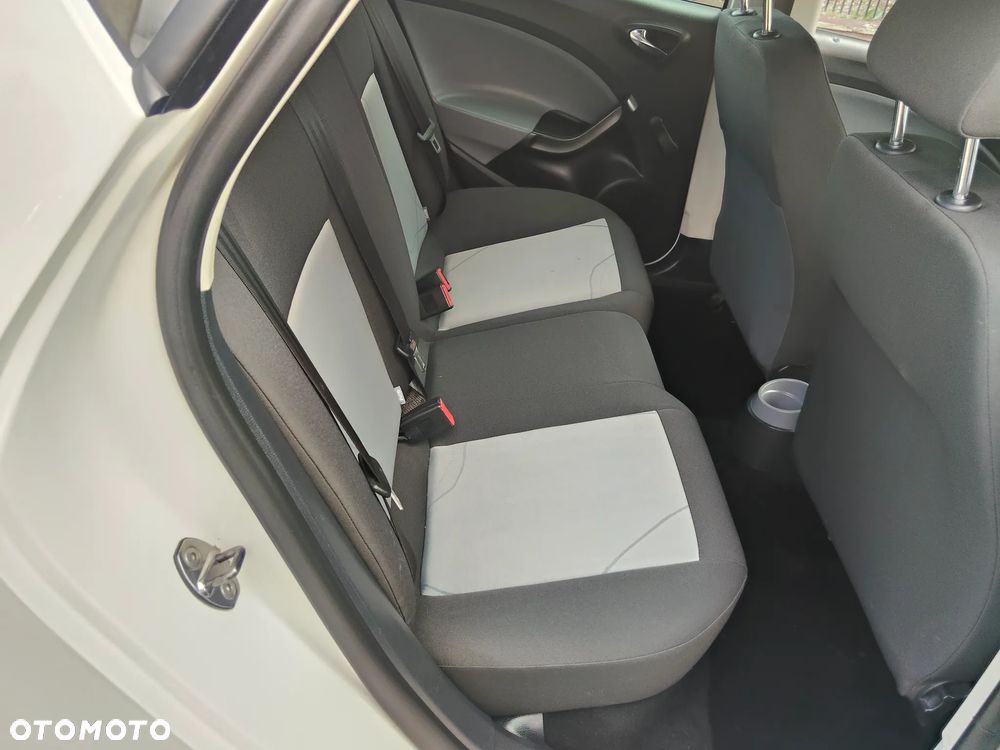 Seat Ibiza 1.2 12V Reference Salsa - 26