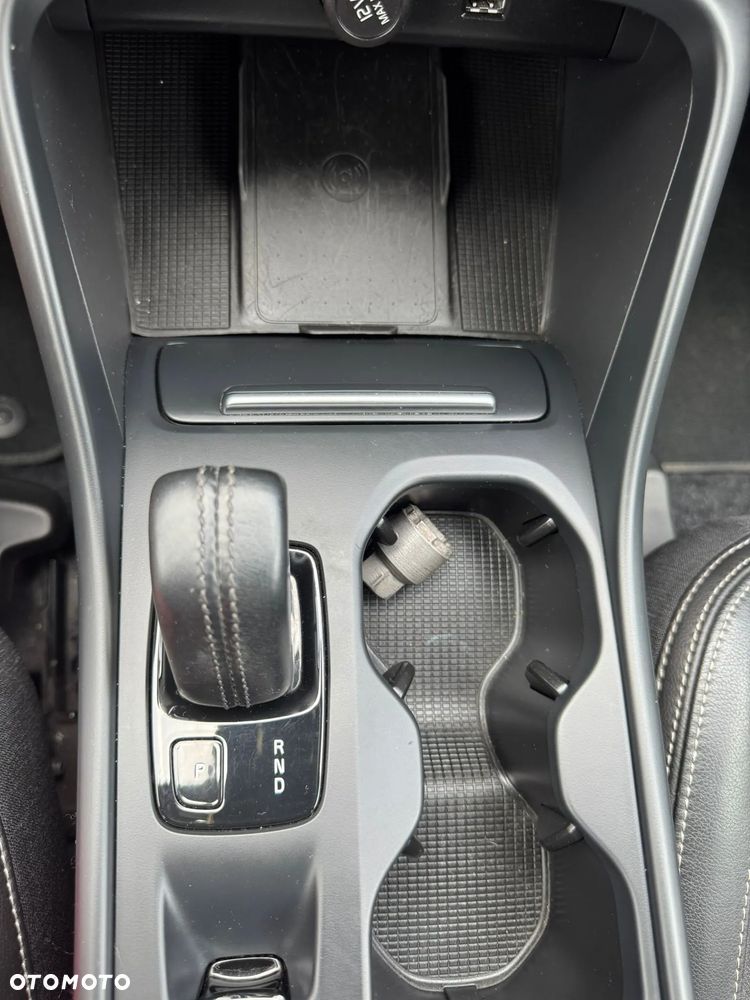 Volvo XC 40 - 35