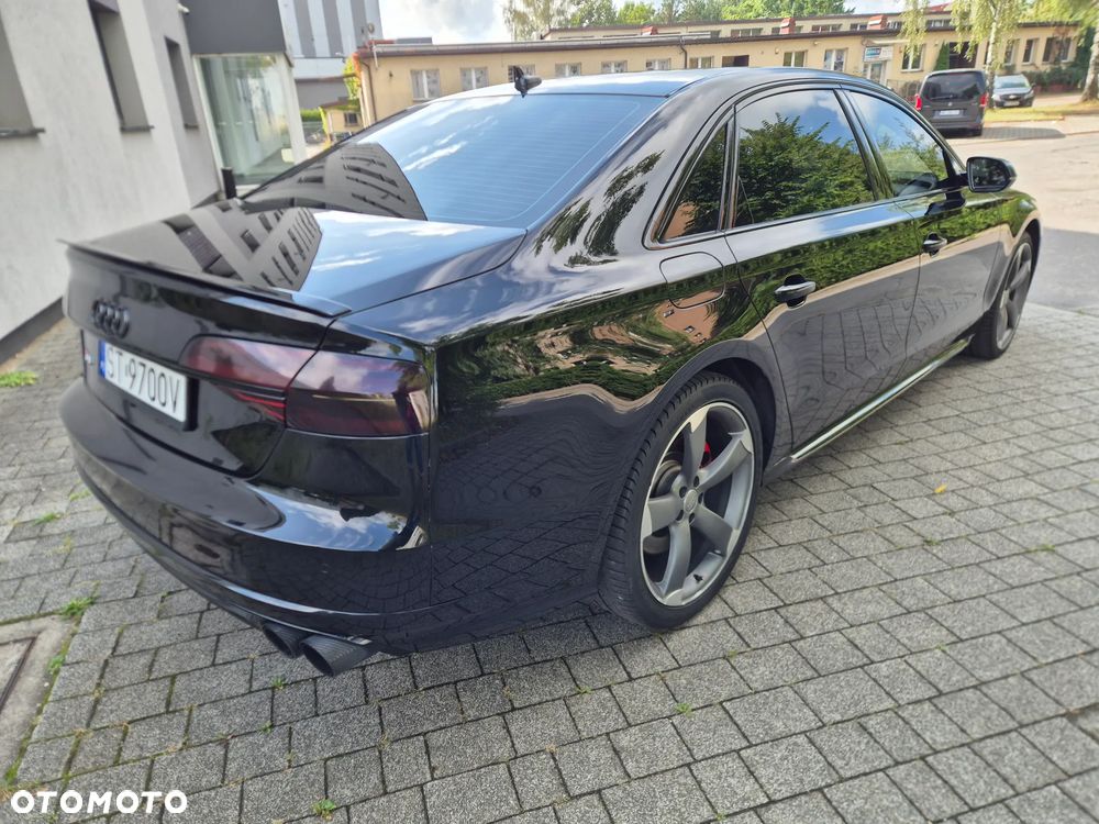Audi A8 - 7