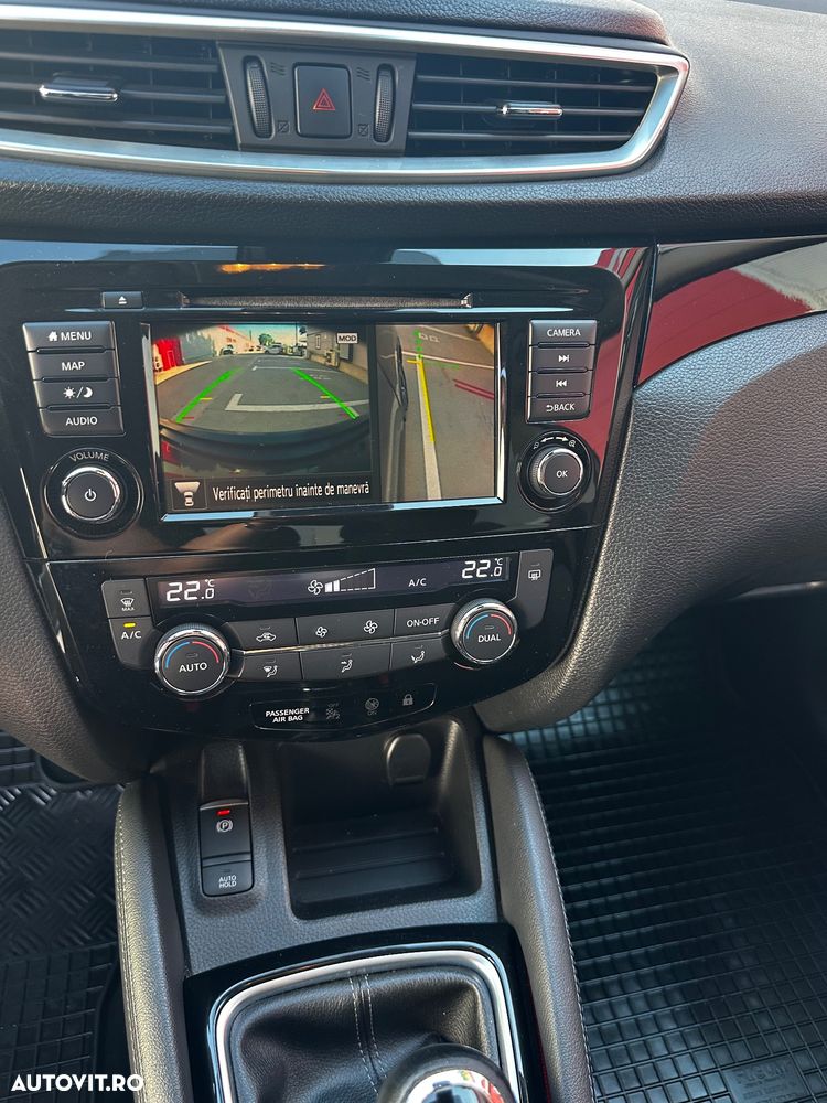 Nissan Qashqai 1.3 138CP 2WD N-Connecta - 9
