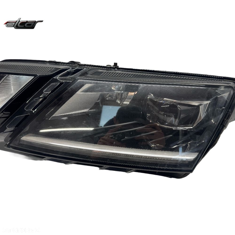 REFLEKTOR LEWY PRZÓD LED SKODA OCTAVIA III LIFT 16-20 5E2 941 017 F - 3