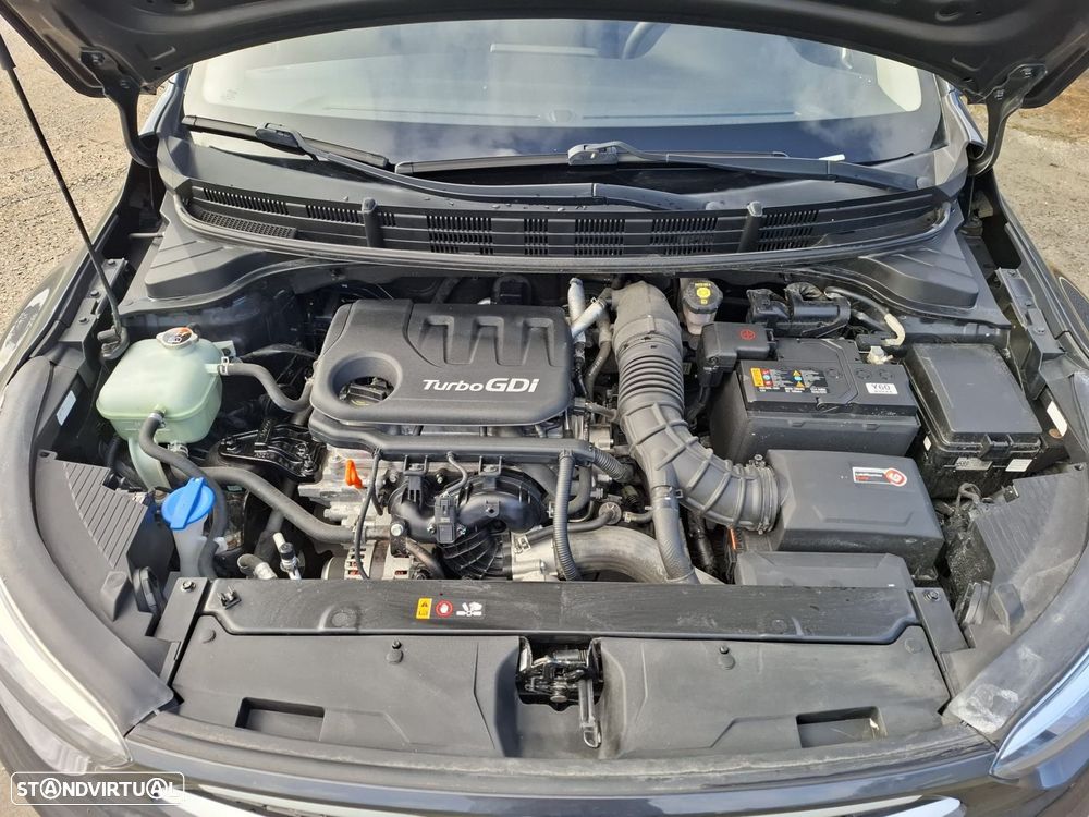Kia Stonic 1.0 T-GDI Urban - 48