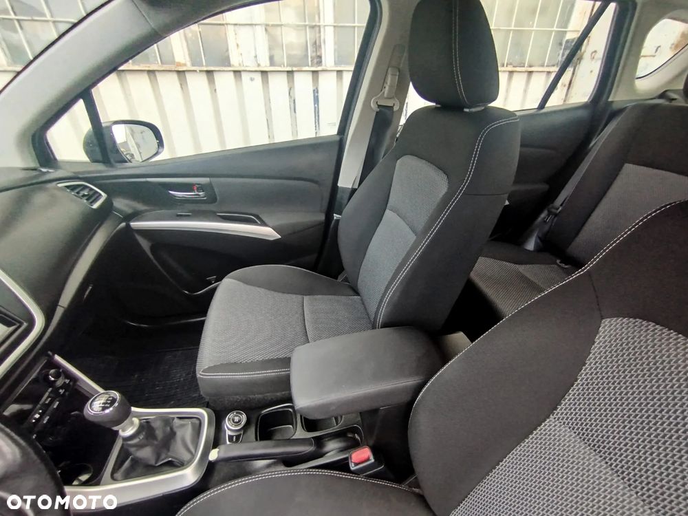 Suzuki SX4 S-Cross 1.6 DDiS Allgrip Comfort - 13
