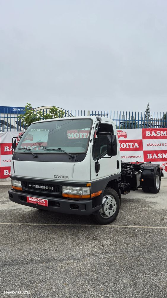 Mitsubishi Canter - 1