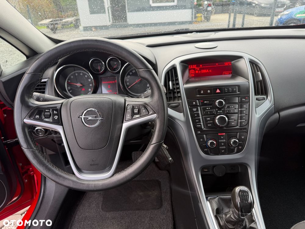 Opel Astra - 25