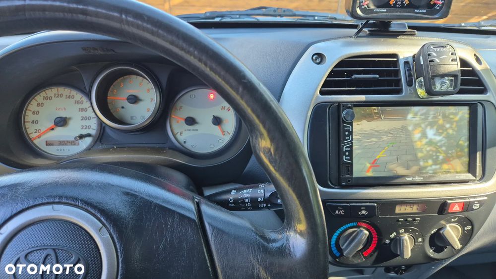 Toyota RAV4 2.0 VVT-i 4x4 - 7