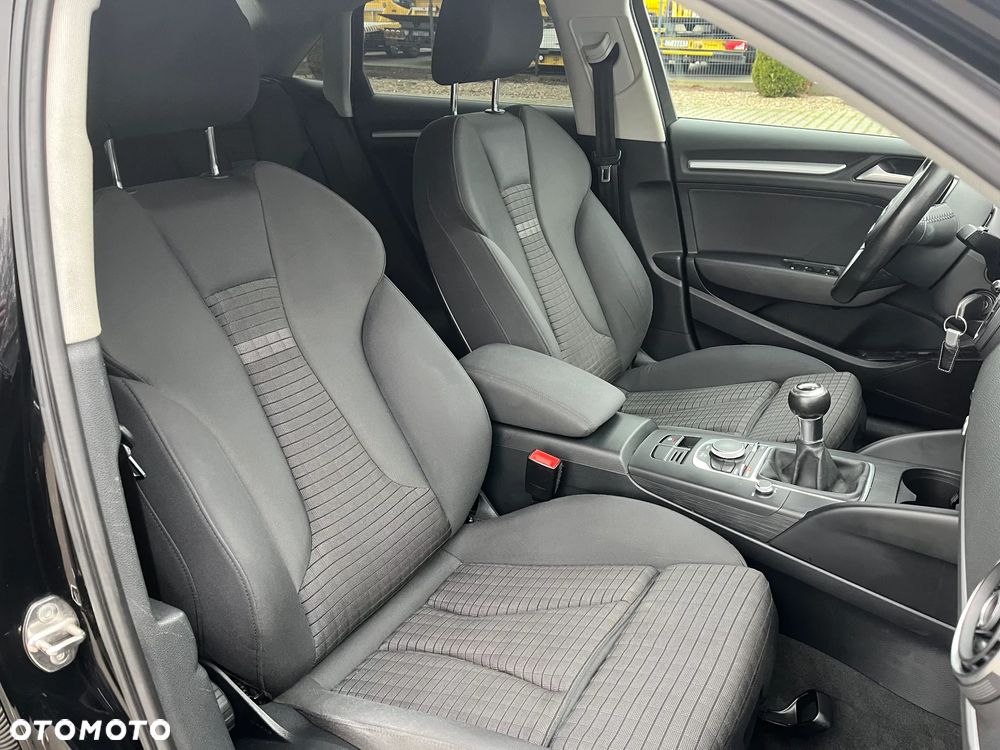 Audi A3 Limousine 2.0 TDI S line Sportpaket - 16