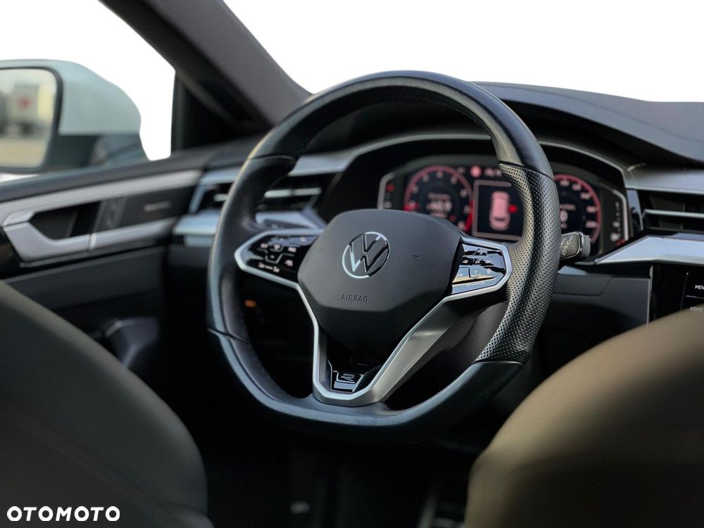 Volkswagen Arteon 2.0 TSI R-Line DSG - 25