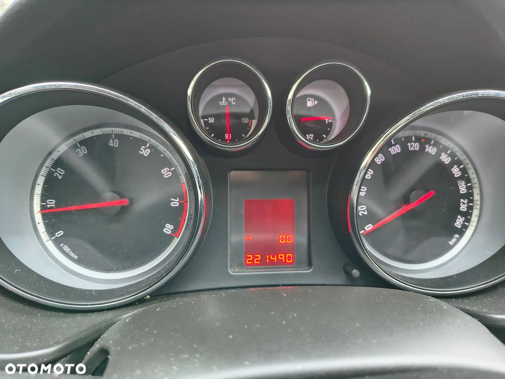 Opel Insignia 1.8 Sport - 8