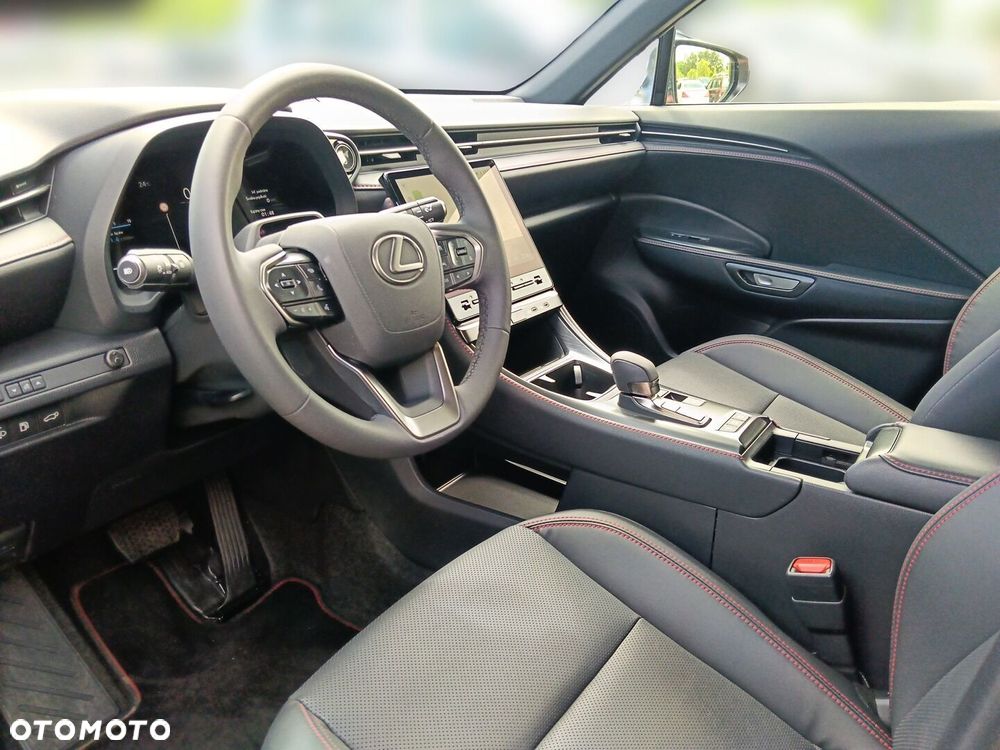 Lexus LBX 1.5 Hybrid Emotion - 11
