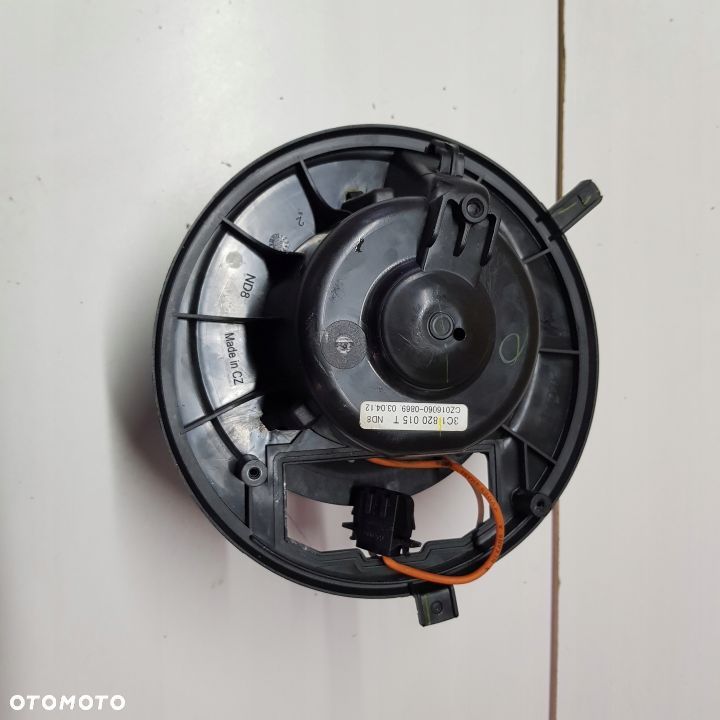 DMUCHAWA WENTYLATOR NAGRZEWNICY VW GOLF VI 6 - 2