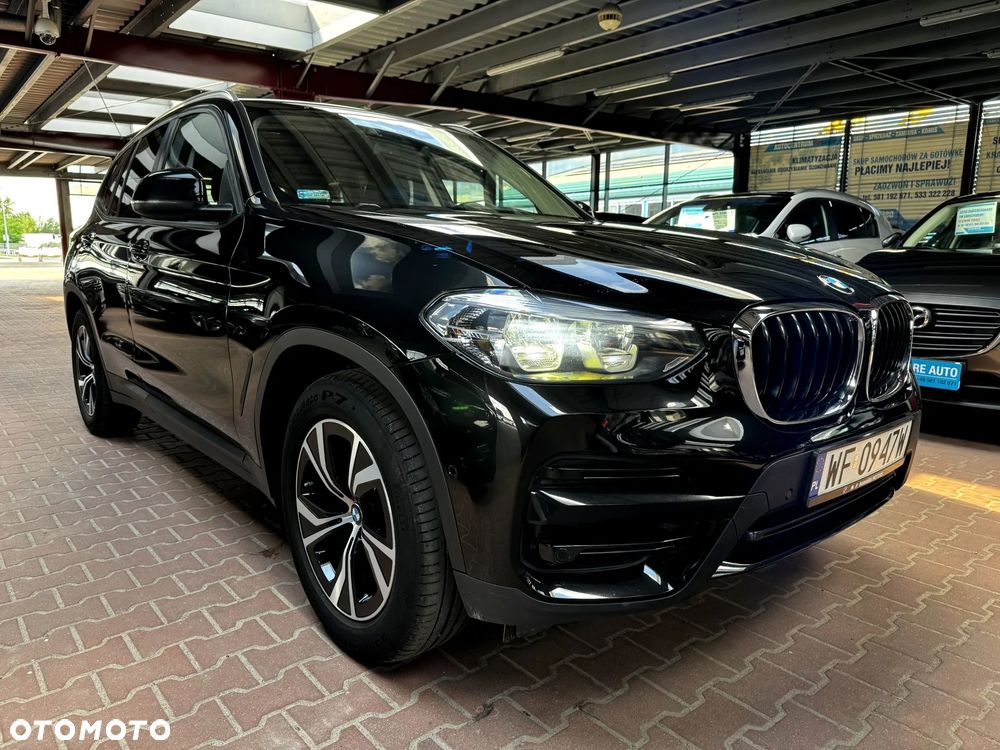 BMW X3 xDrive20d Advantage - 9