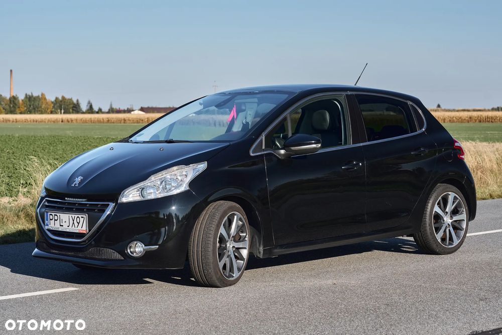 Peugeot 208 Blue-HDi 120 Stop&Start Allure - 2