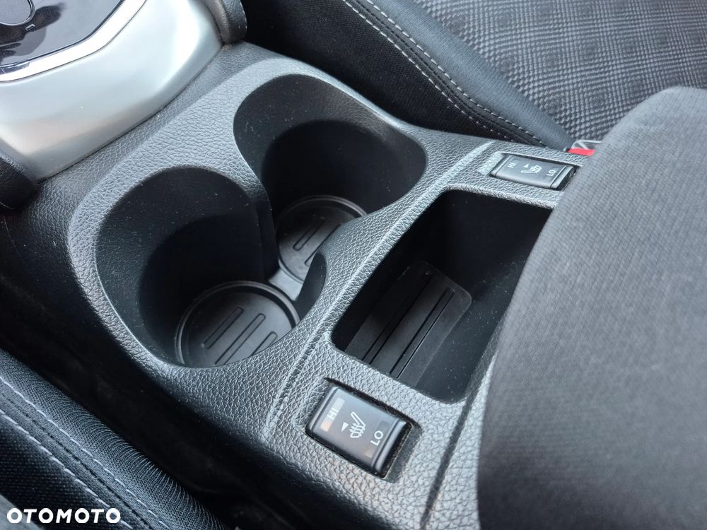 Nissan Qashqai 1.2 DIG-T Xtronic ACENTA - 22