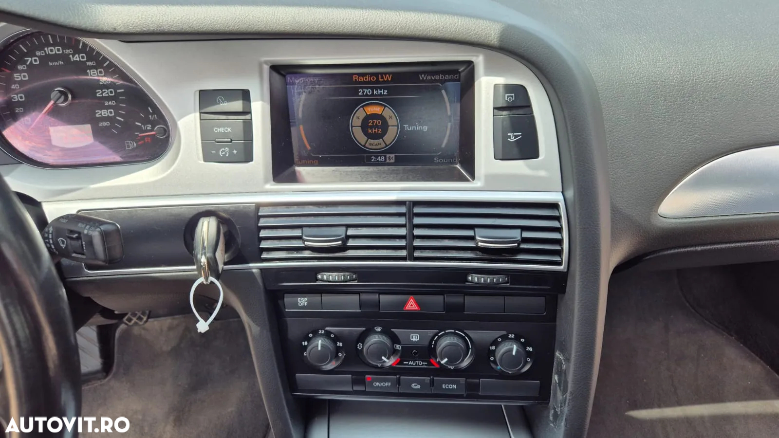 Audi A6 2.0 TDI DPF Avant - 13