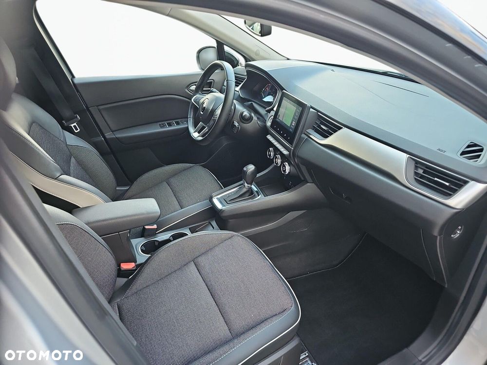 Renault Captur - 22