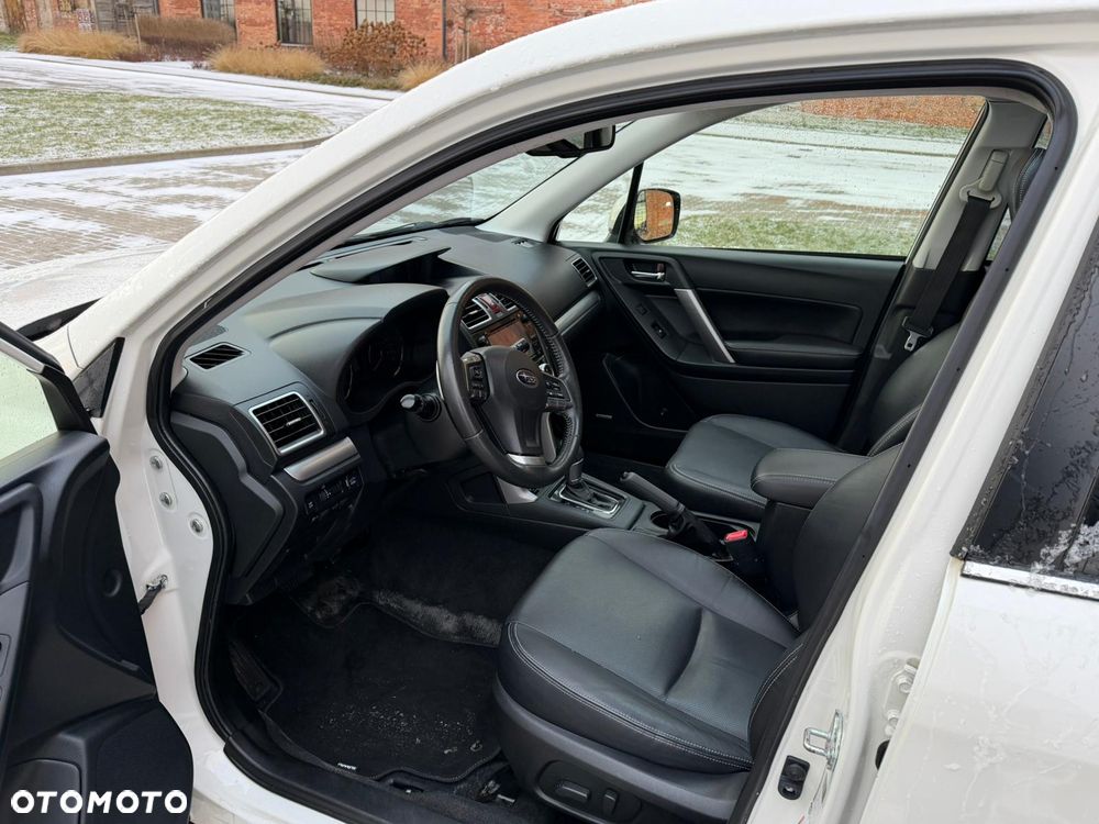 Subaru Forester 2.0 XT Platinum Lineartronic - 6