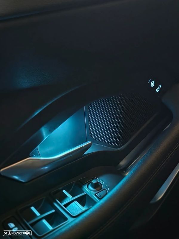 Jaguar E-Pace 2.0 i4D R-Dynamic S - 16