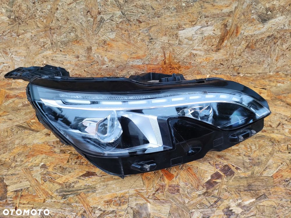 LAMPY PRAWA PRZÓD FULL LED KOMPLETNA PEUGEOT 3008 II 5008 II - 1